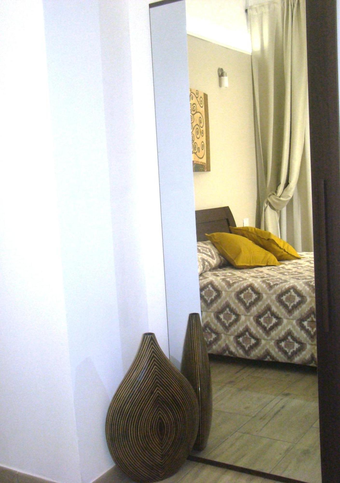 דירות קטאניה Exclusive House In The Center מראה חיצוני תמונה